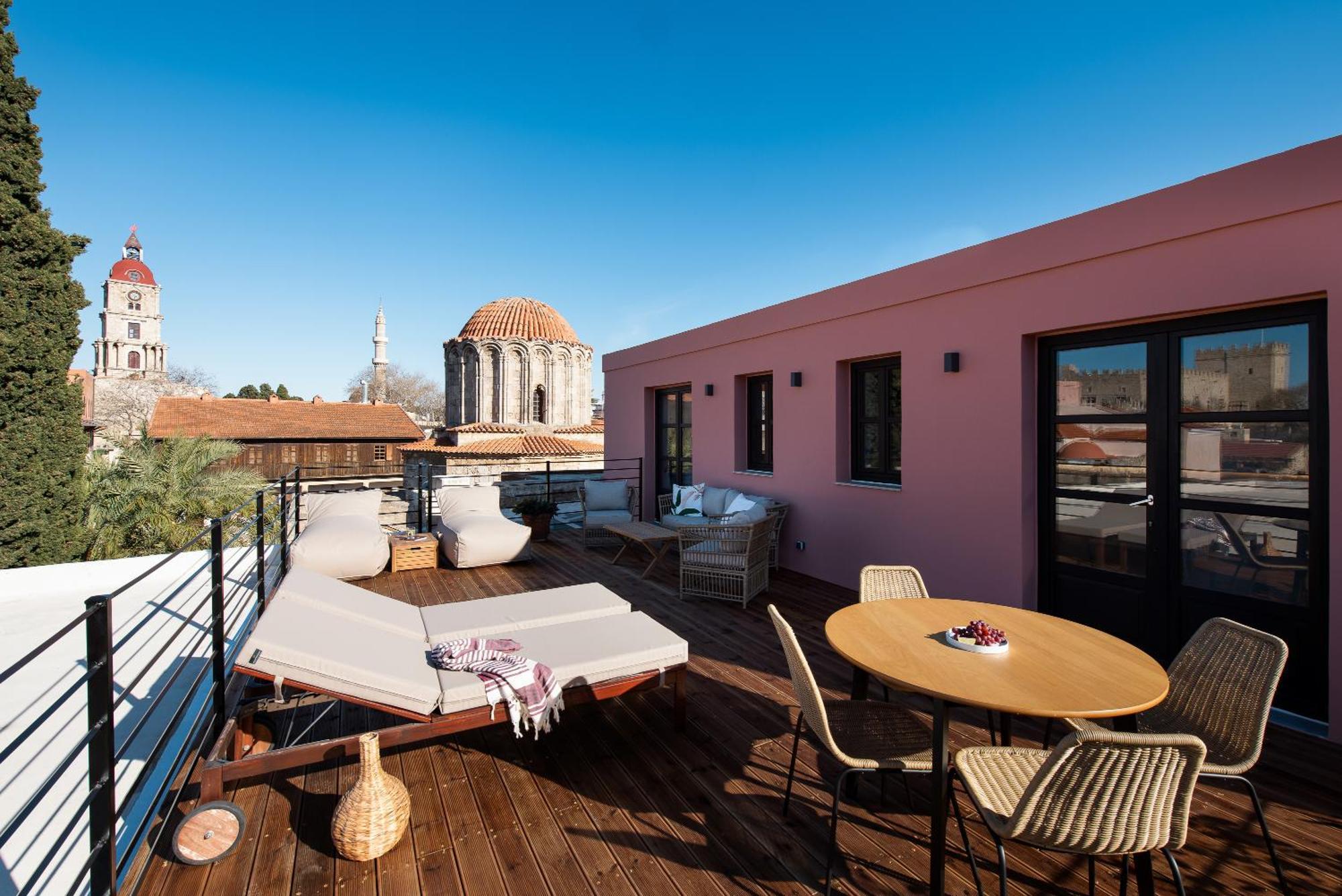 Fluvian Terrace Apartment *